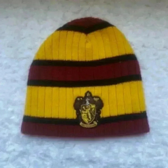 Harry‎ Potter Gryffindor Hat Red And Yellow Knit Beanie - Picture 1 of 9
